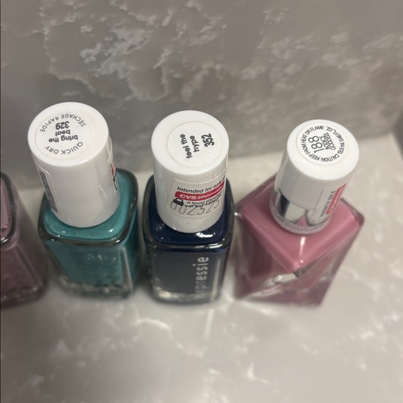 ESSIE nail polish bundle, assorted colors (pink, nude, blue) set of 8 - Picture 6 of 6